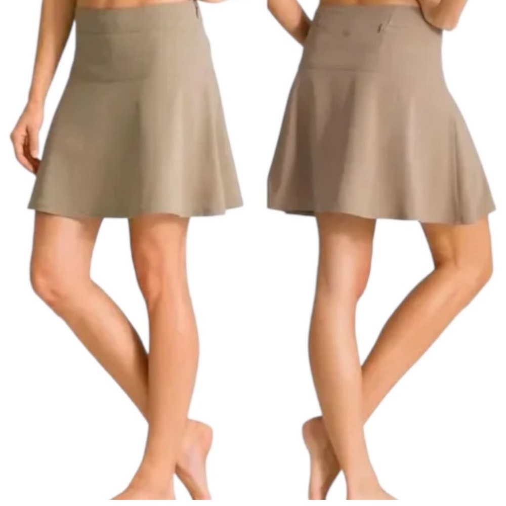 Athleta Woman’s Skirt with built in shorts